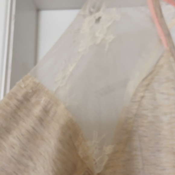 Grayson oatmeal coloured knit like top in size M - Picture 3 of 8